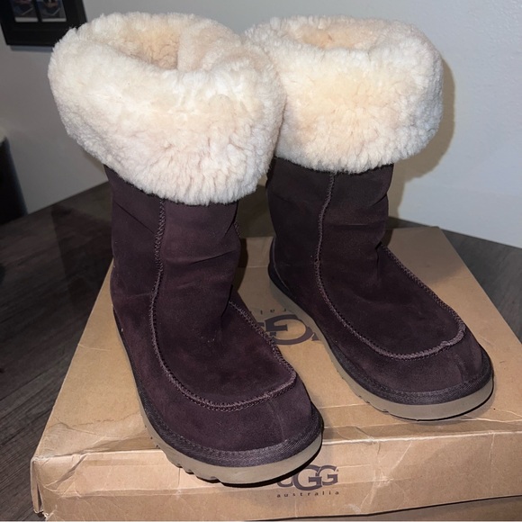 Ugg Dark Brown Boots - Picture 13 of 13